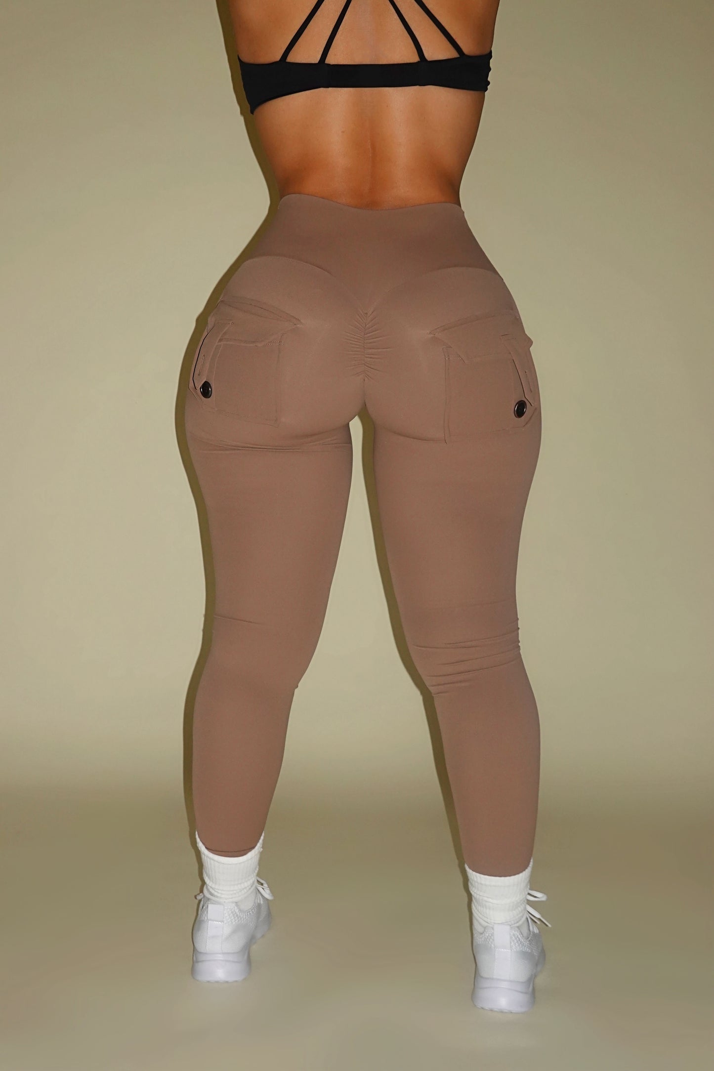 Double Pocket Scrunch Butt Leggings